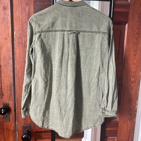 Anthropologie sequin button down olive green women’s size 0 - Picture 8 of 8